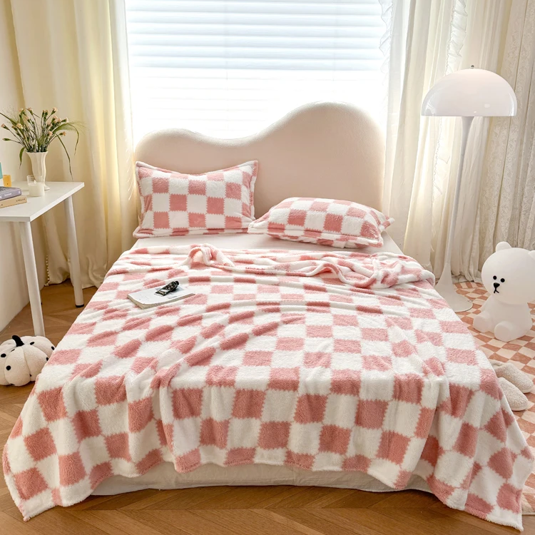 Checkered Fleece Throw Blanket