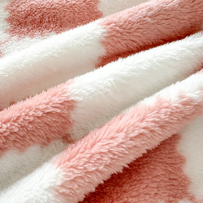Checkered Fleece Throw Blanket