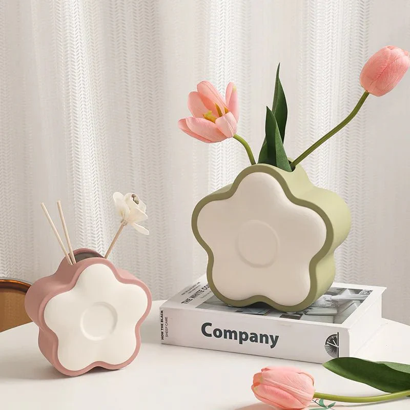 Daisy Flower Vase